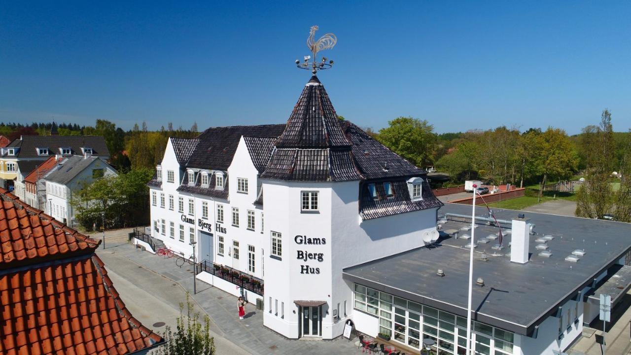 Glamsbjerghus * Glamsbjerg